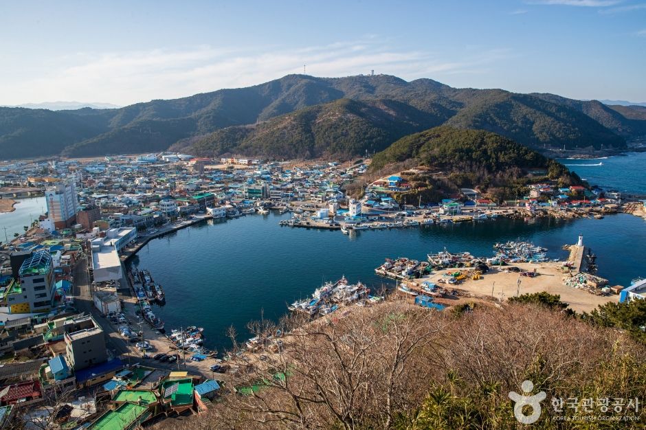 축산항